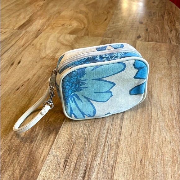 Adorable Vintage Wristlet Purse - Picture 2 of 6